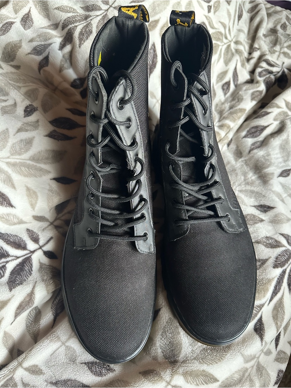 New- without tag - Dr. Martens Black Canvas Chukka Lace-Up Boots